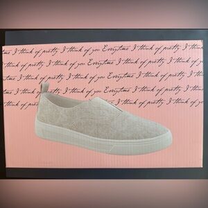 Kensie Salia Women’s 7.5 Beige Slip on Comfort Shoes Canvas Sneakers NEW NWT NIB